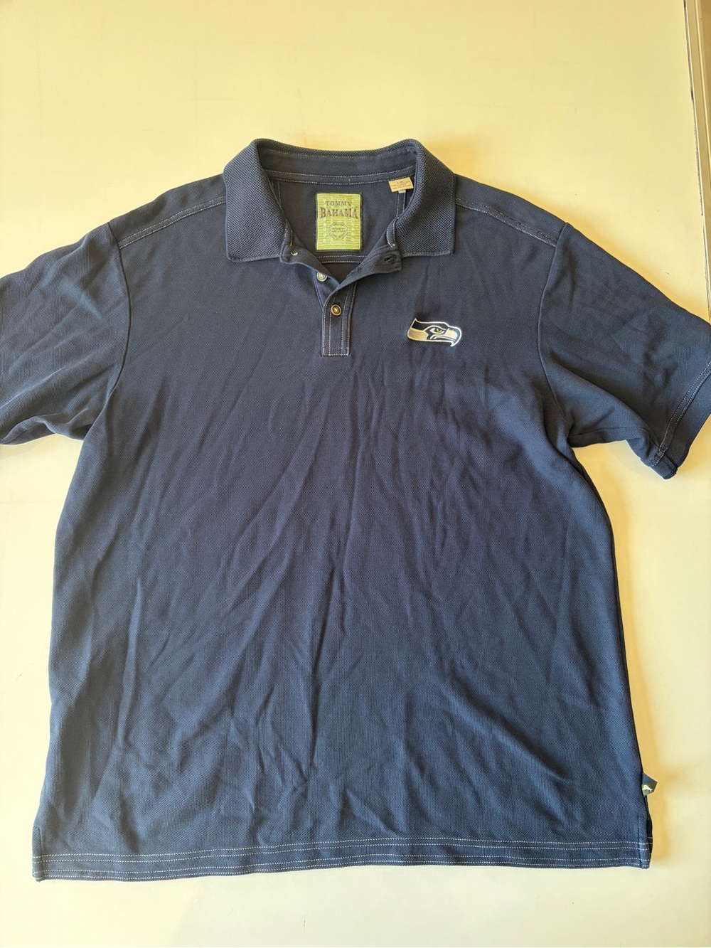 Tommy Bahama Men's navy blue NFL Seattle Seahawks Short Sleeve Polo Shirt large